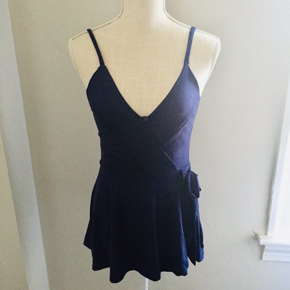 Vintage Havana Dresses & Skirts - Vintage Havana Navy Romper Size Medium